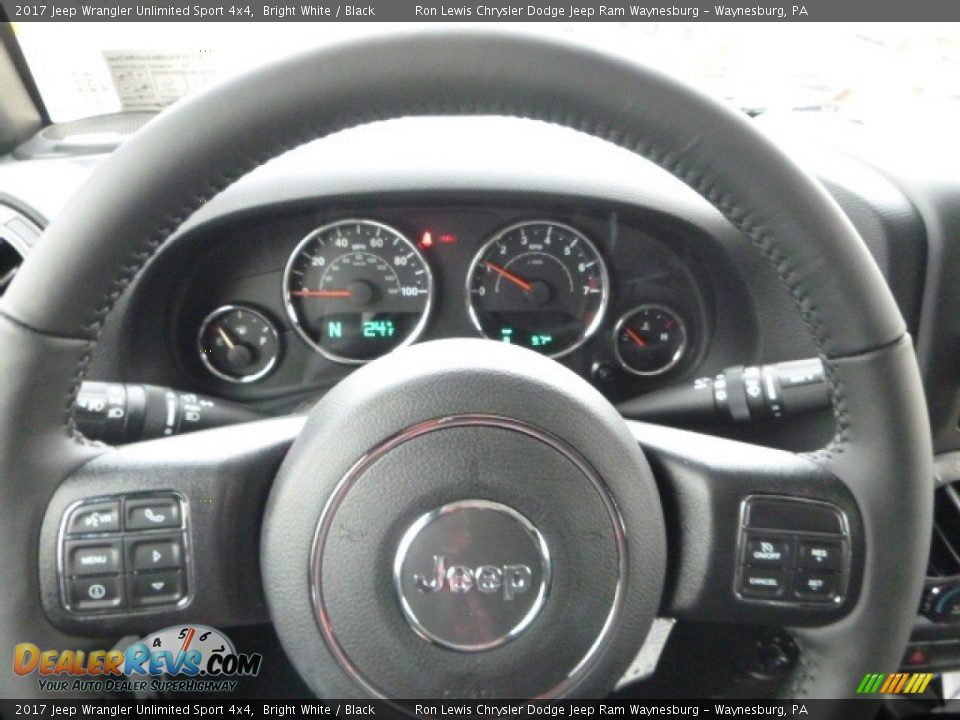 2017 Jeep Wrangler Unlimited Sport 4x4 Bright White / Black Photo #11