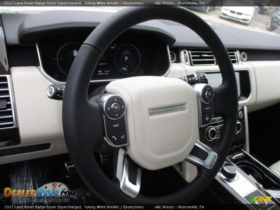2017 Land Rover Range Rover Supercharged Steering Wheel Photo #14