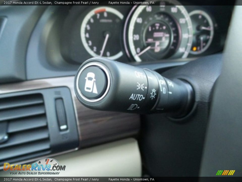 2017 Honda Accord EX-L Sedan Champagne Frost Pearl / Ivory Photo #19