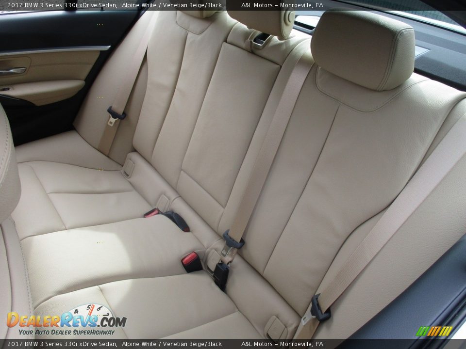 2017 BMW 3 Series 330i xDrive Sedan Alpine White / Venetian Beige/Black Photo #13