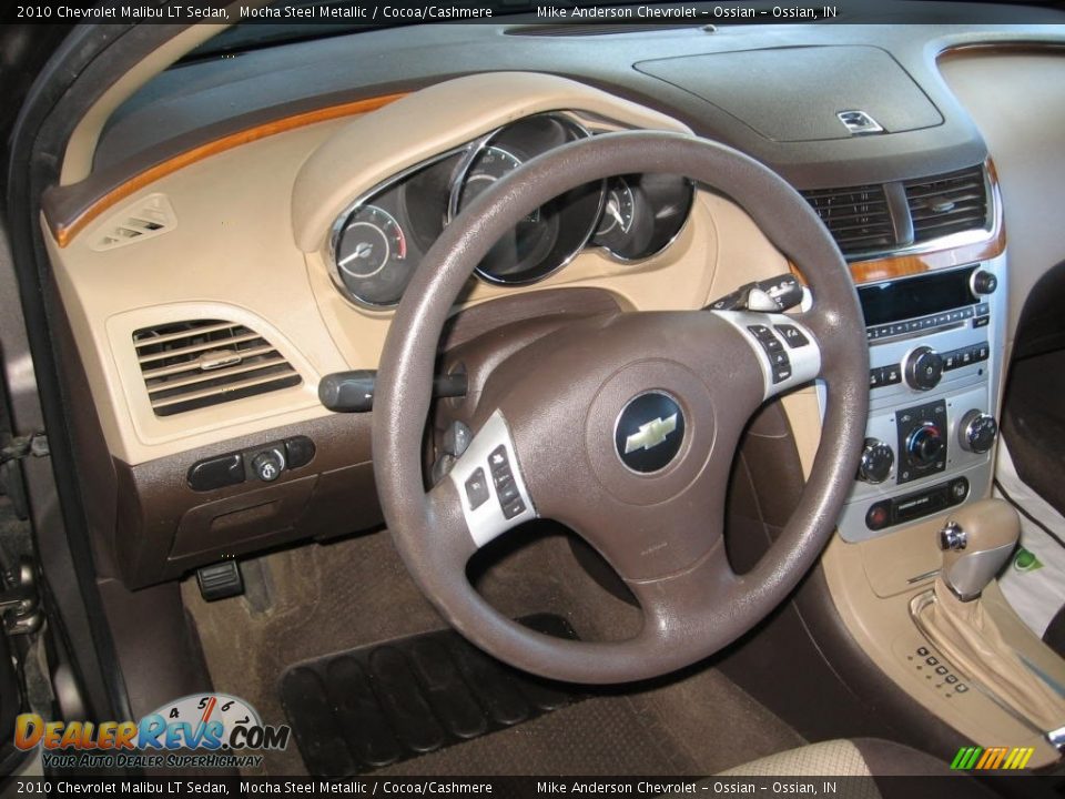 2010 Chevrolet Malibu LT Sedan Mocha Steel Metallic / Cocoa/Cashmere Photo #6