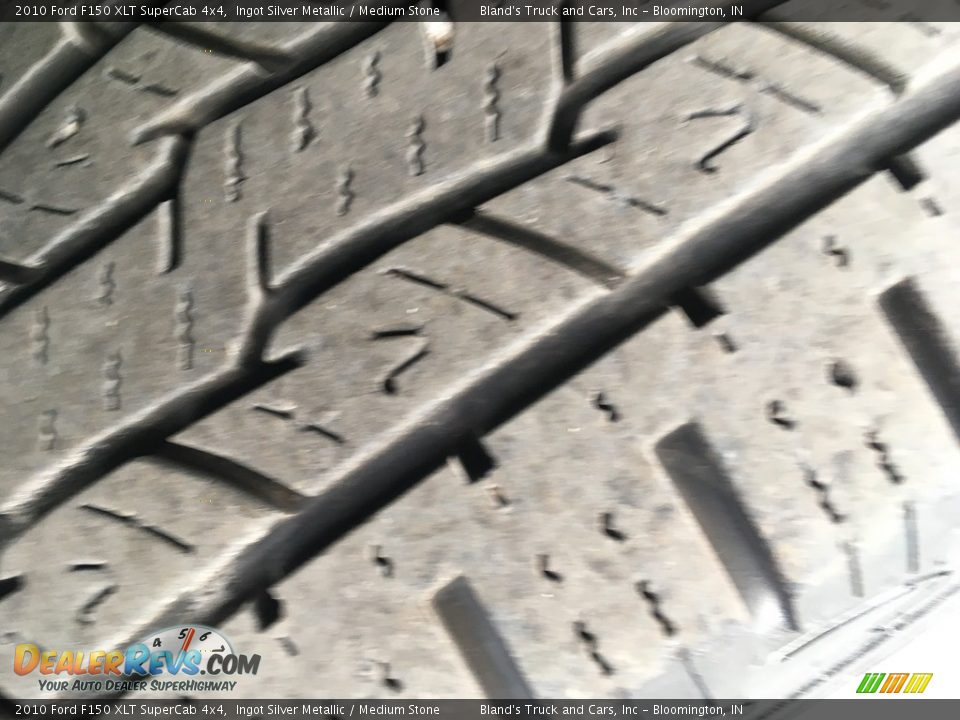 2010 Ford F150 XLT SuperCab 4x4 Ingot Silver Metallic / Medium Stone Photo #33