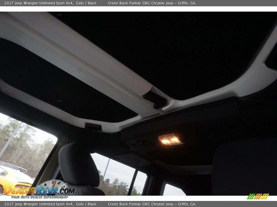 2017 Jeep Wrangler Unlimited Sport 4x4 Gobi / Black Photo #11