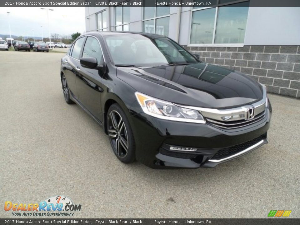 Front 3/4 View of 2017 Honda Accord Sport Special Edition Sedan Photo #1