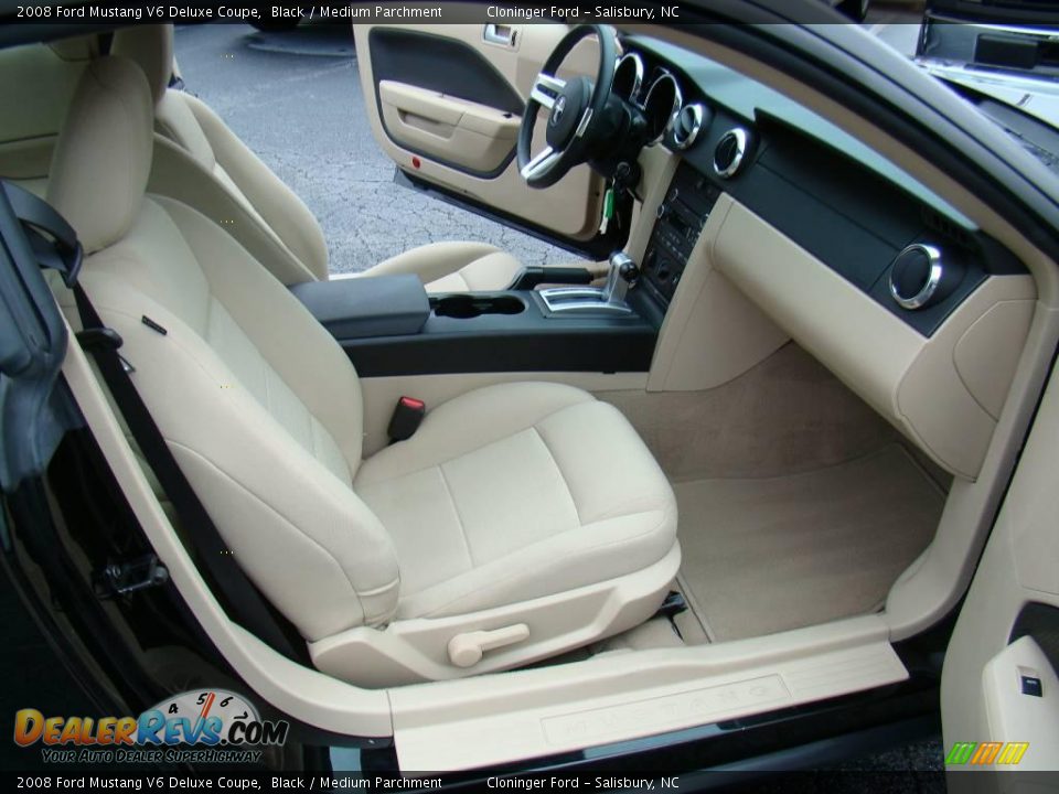 2008 Ford Mustang V6 Deluxe Coupe Black / Medium Parchment Photo #10