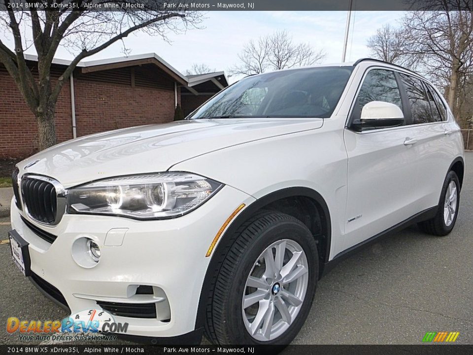 Front 3/4 View of 2014 BMW X5 xDrive35i Photo #1
