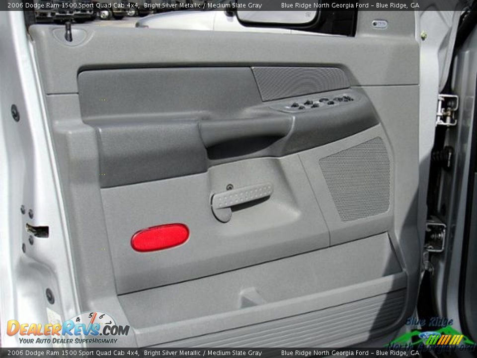 2006 Dodge Ram 1500 Sport Quad Cab 4x4 Bright Silver Metallic / Medium Slate Gray Photo #28