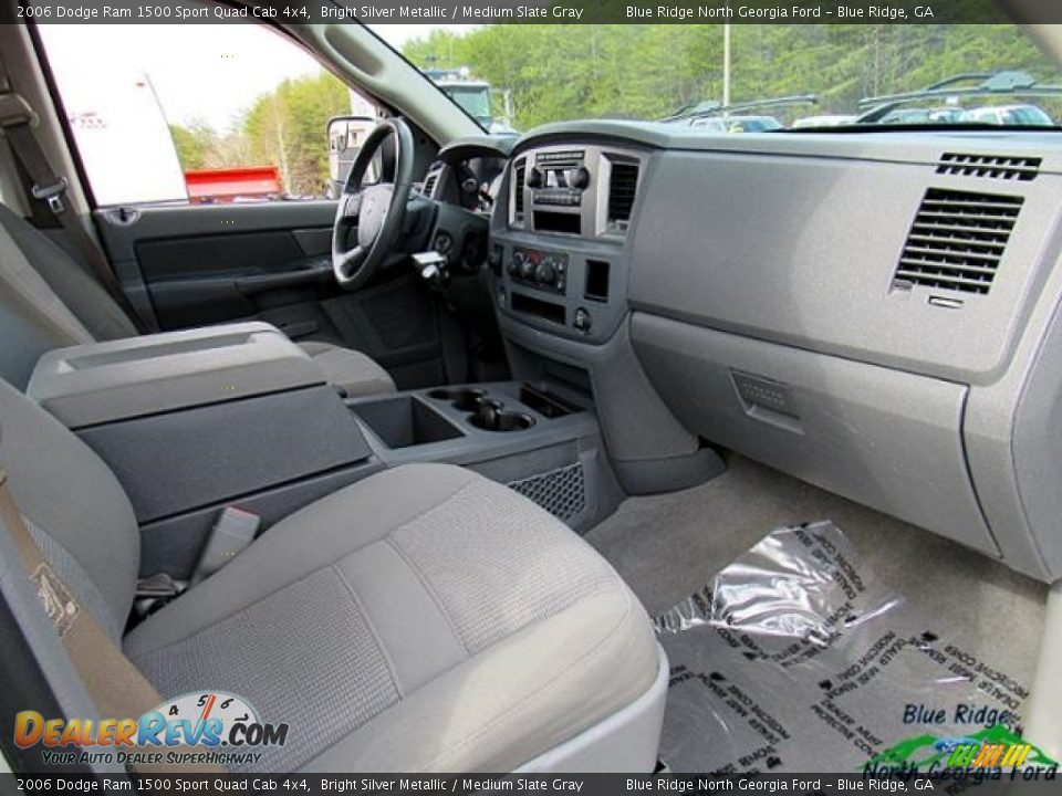 2006 Dodge Ram 1500 Sport Quad Cab 4x4 Bright Silver Metallic / Medium Slate Gray Photo #30