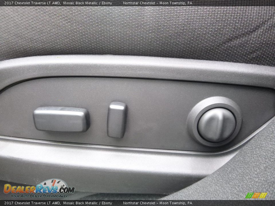 2017 Chevrolet Traverse LT AWD Mosaic Black Metallic / Ebony Photo #15