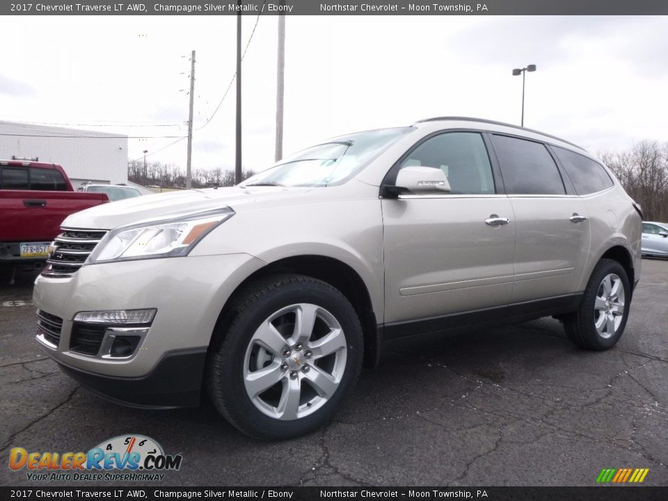 2017 Chevrolet Traverse LT AWD Champagne Silver Metallic / Ebony Photo #1