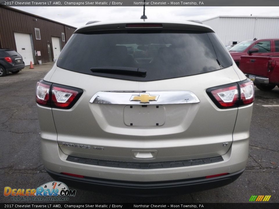 2017 Chevrolet Traverse LT AWD Champagne Silver Metallic / Ebony Photo #6