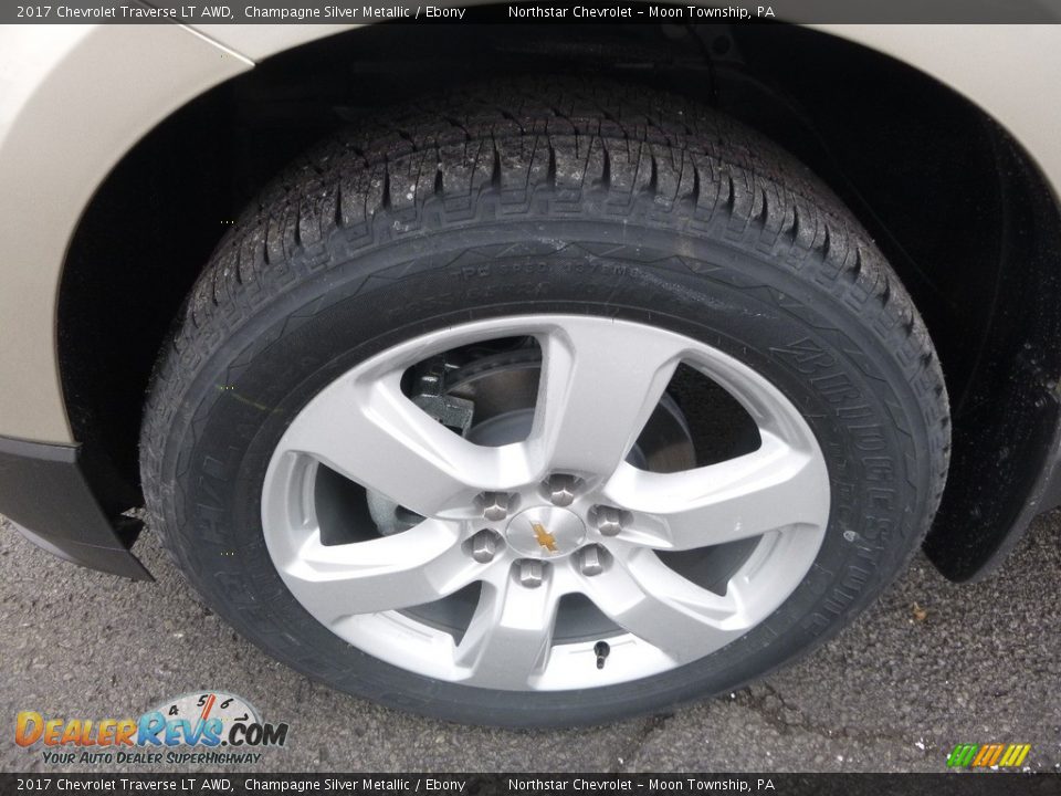 2017 Chevrolet Traverse LT AWD Champagne Silver Metallic / Ebony Photo #9