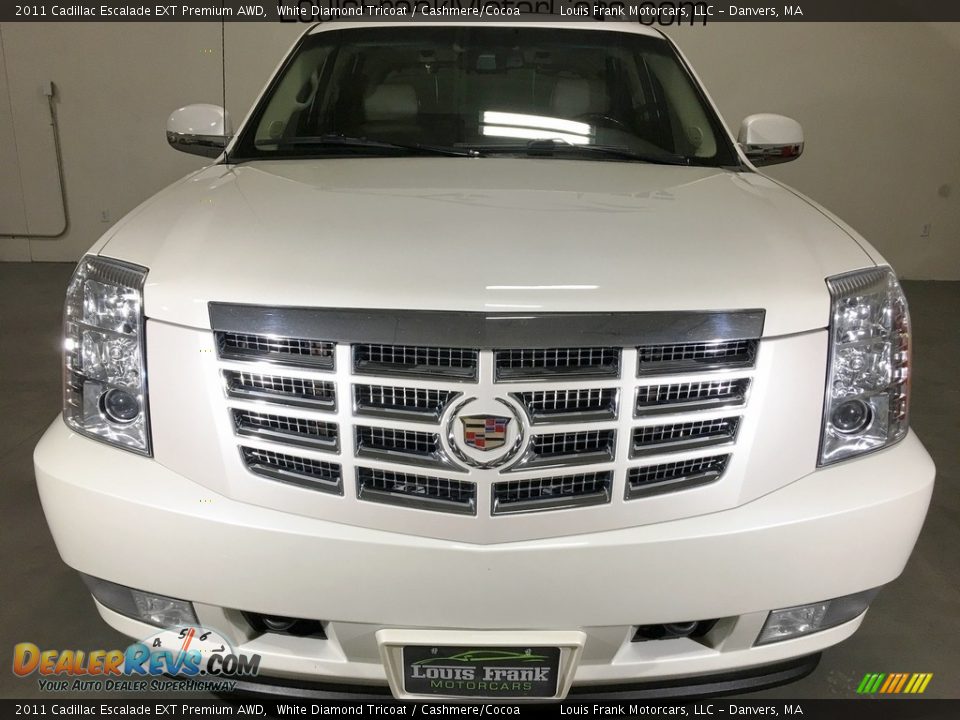 2011 Cadillac Escalade EXT Premium AWD White Diamond Tricoat / Cashmere/Cocoa Photo #3