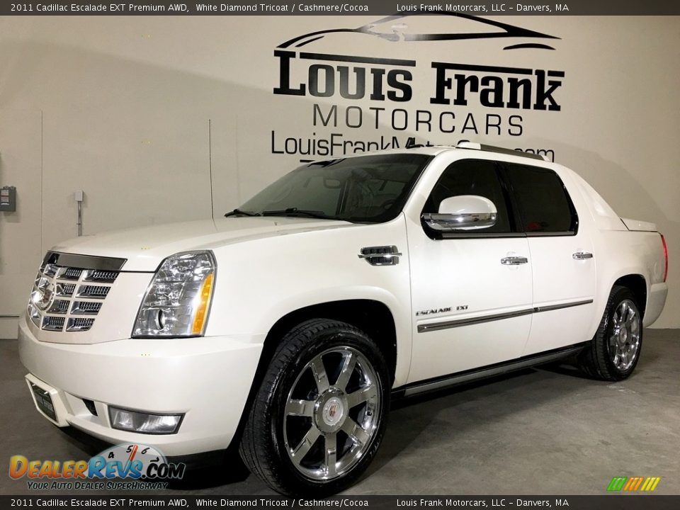 2011 Cadillac Escalade EXT Premium AWD White Diamond Tricoat / Cashmere/Cocoa Photo #4