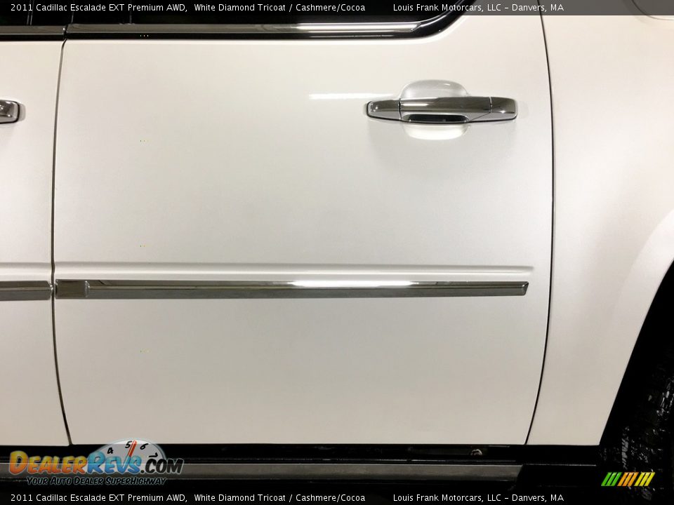 2011 Cadillac Escalade EXT Premium AWD White Diamond Tricoat / Cashmere/Cocoa Photo #10