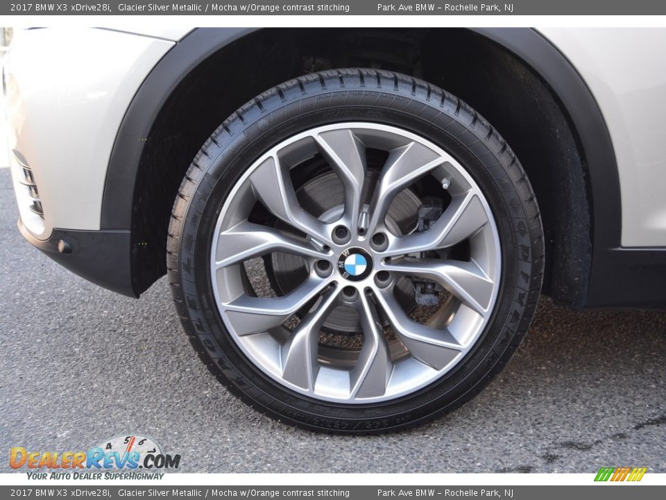 2017 BMW X3 xDrive28i Glacier Silver Metallic / Mocha w/Orange contrast stitching Photo #32