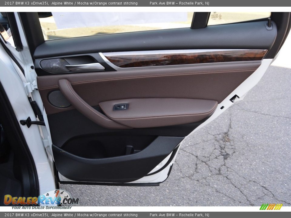 Door Panel of 2017 BMW X3 xDrive35i Photo #24