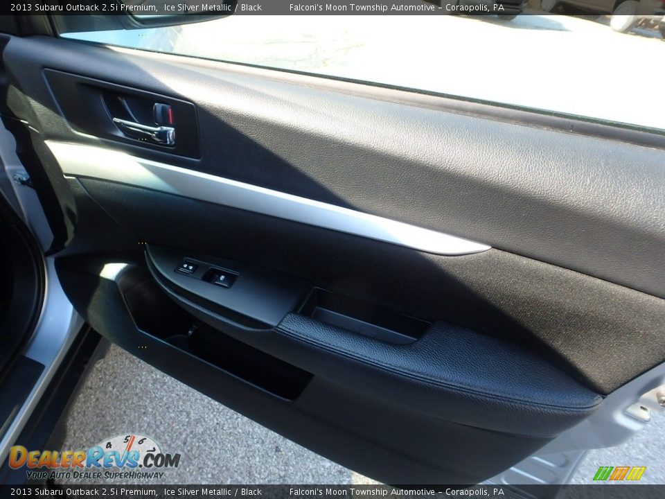 2013 Subaru Outback 2.5i Premium Ice Silver Metallic / Black Photo #12