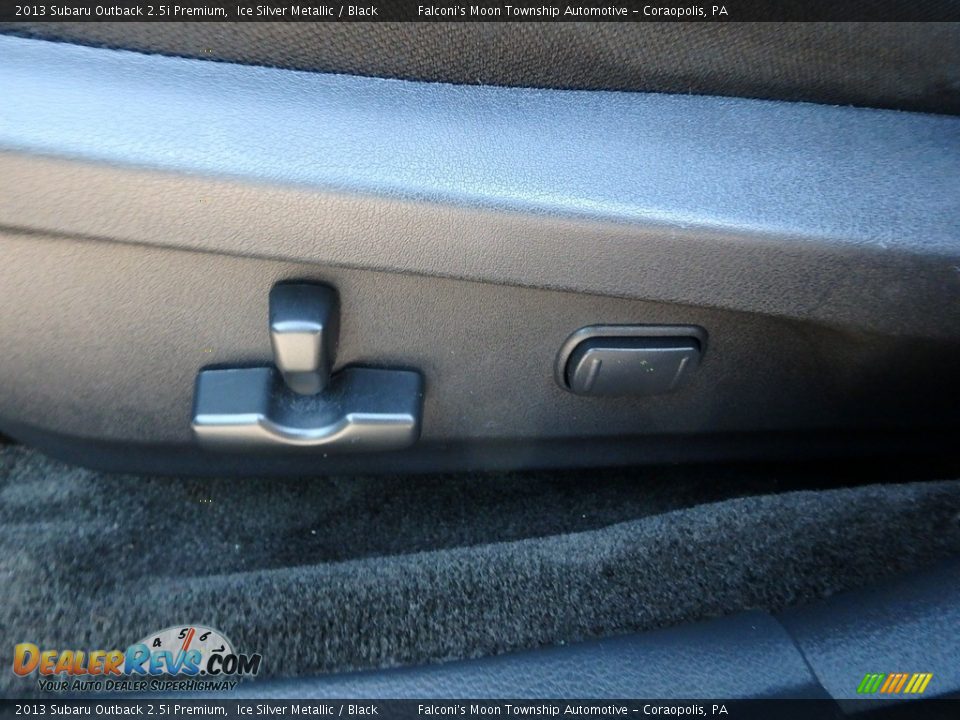 2013 Subaru Outback 2.5i Premium Ice Silver Metallic / Black Photo #20