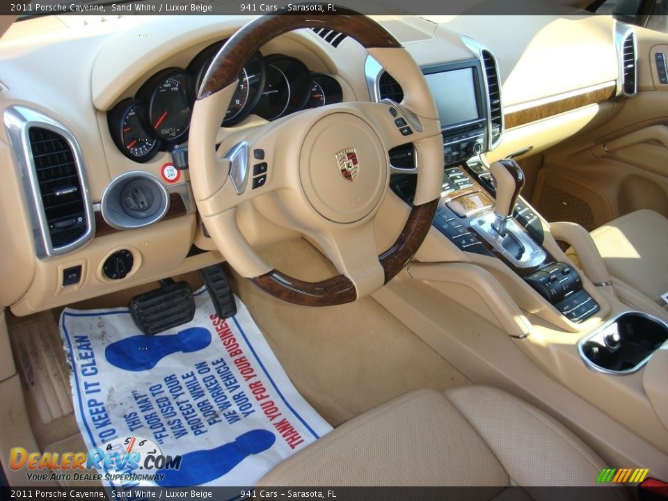 2011 Porsche Cayenne Sand White / Luxor Beige Photo #12