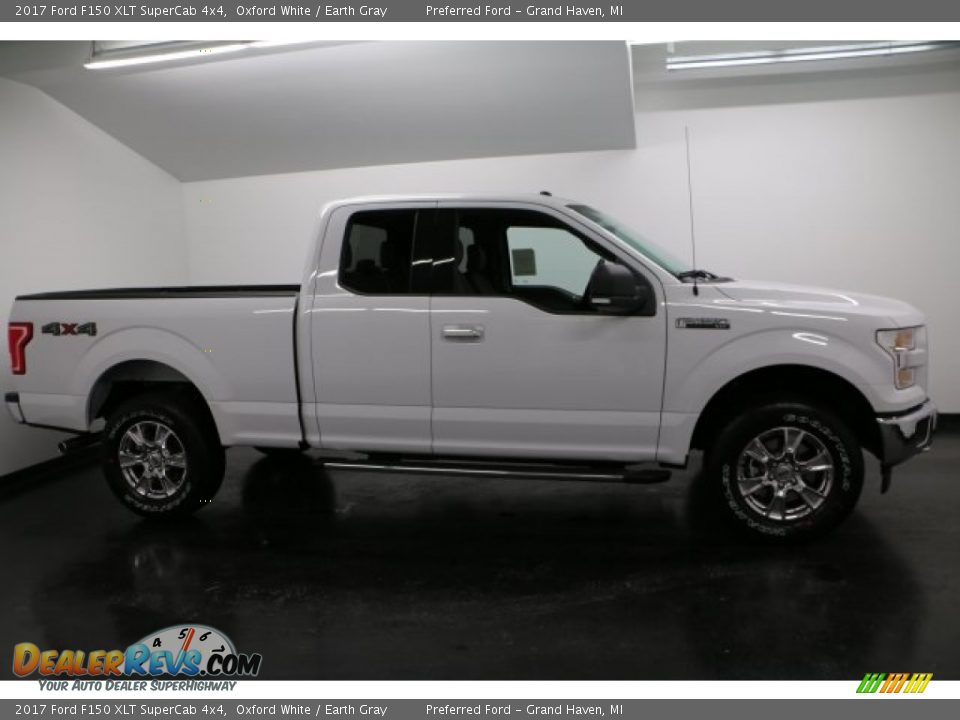 2017 Ford F150 XLT SuperCab 4x4 Oxford White / Earth Gray Photo #1