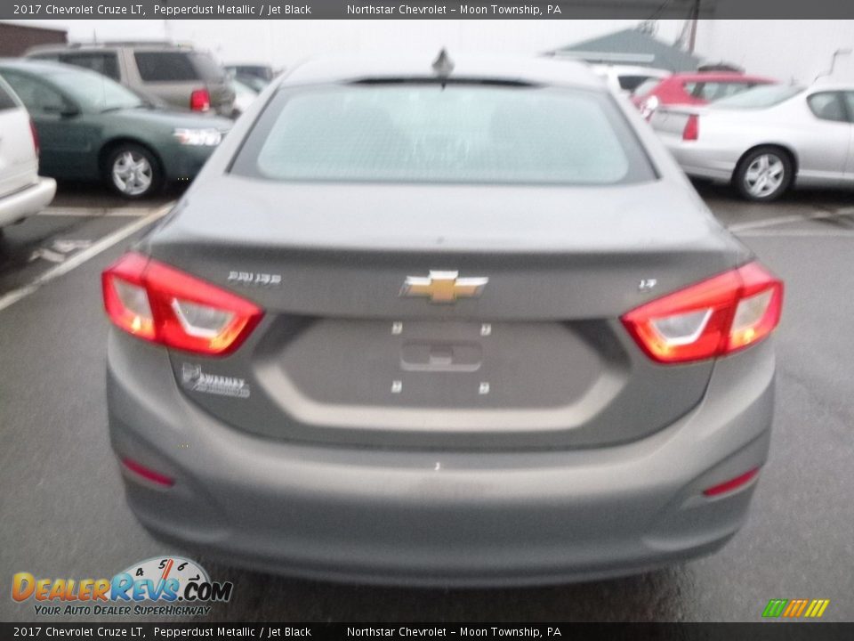 2017 Chevrolet Cruze LT Pepperdust Metallic / Jet Black Photo #7