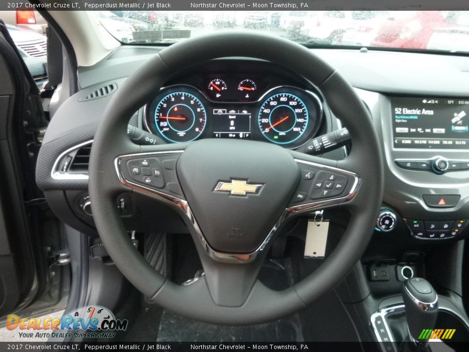 2017 Chevrolet Cruze LT Pepperdust Metallic / Jet Black Photo #16