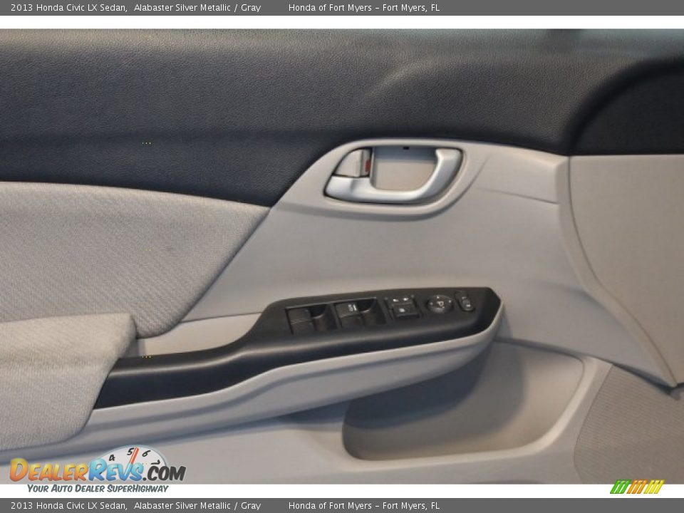2013 Honda Civic LX Sedan Alabaster Silver Metallic / Gray Photo #7