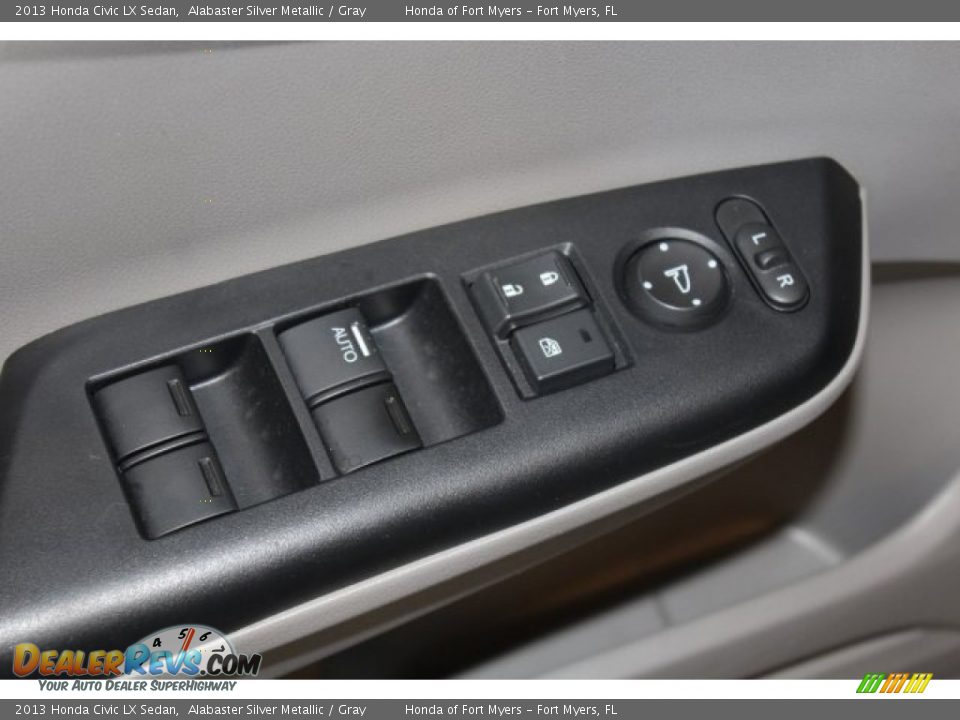 2013 Honda Civic LX Sedan Alabaster Silver Metallic / Gray Photo #8