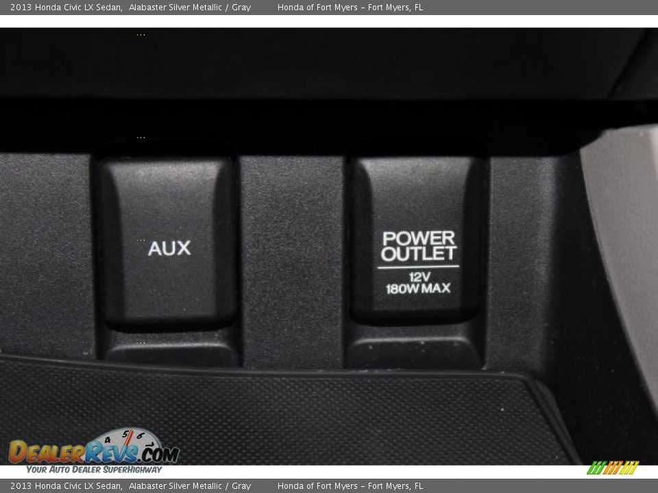 2013 Honda Civic LX Sedan Alabaster Silver Metallic / Gray Photo #20