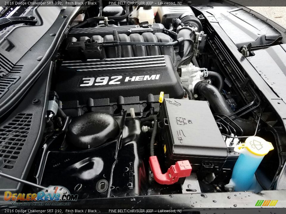 2016 Dodge Challenger SRT 392 Pitch Black / Black Photo #32