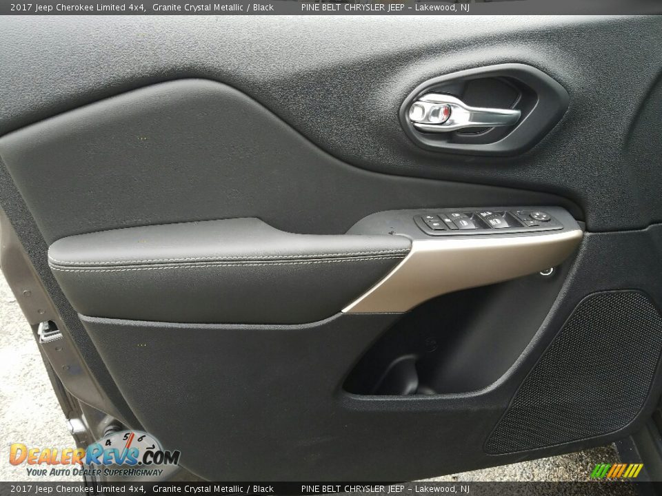 2017 Jeep Cherokee Limited 4x4 Granite Crystal Metallic / Black Photo #6