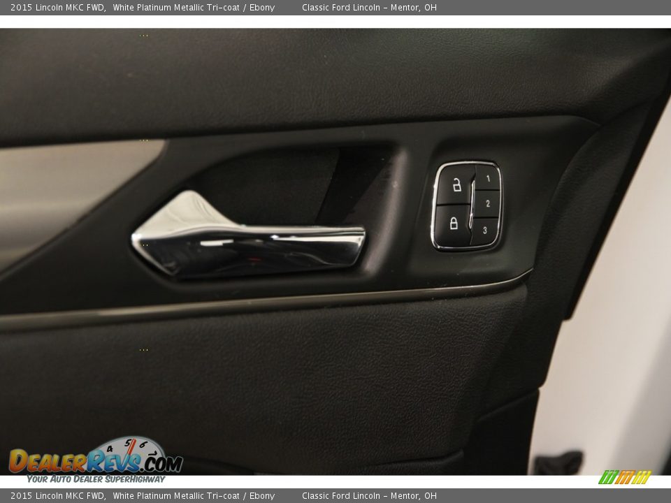 2015 Lincoln MKC FWD White Platinum Metallic Tri-coat / Ebony Photo #7
