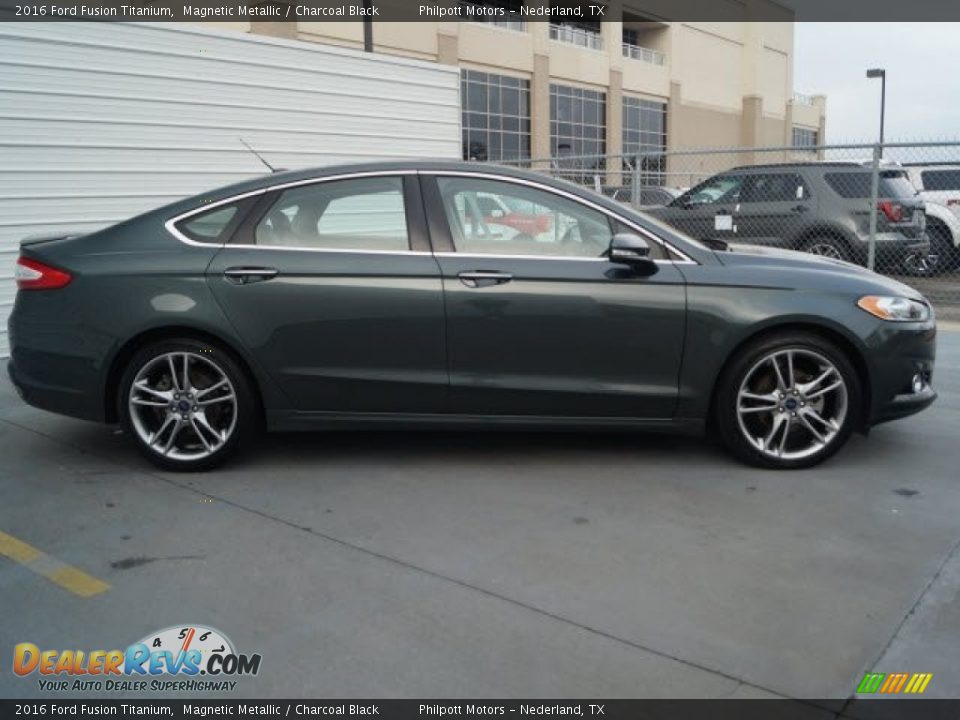 2016 Ford Fusion Titanium Magnetic Metallic / Charcoal Black Photo #8