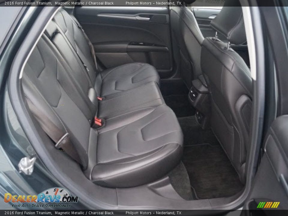 2016 Ford Fusion Titanium Magnetic Metallic / Charcoal Black Photo #22