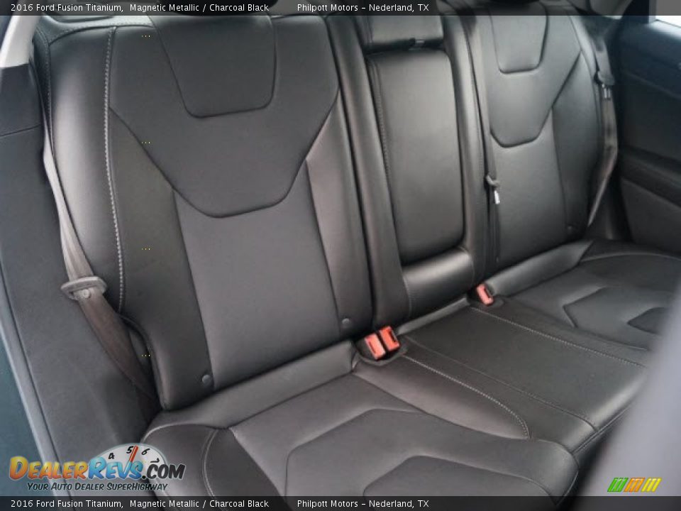 2016 Ford Fusion Titanium Magnetic Metallic / Charcoal Black Photo #23