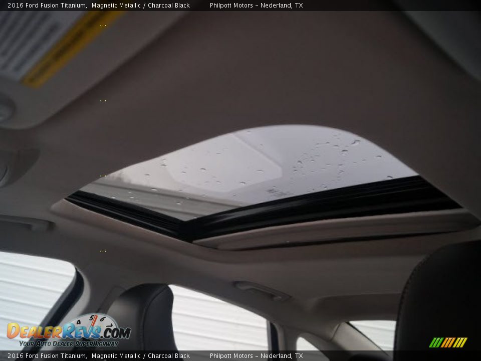 2016 Ford Fusion Titanium Magnetic Metallic / Charcoal Black Photo #24