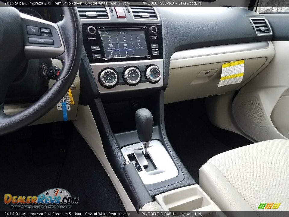 2016 Subaru Impreza 2.0i Premium 5-door Crystal White Pearl / Ivory Photo #16