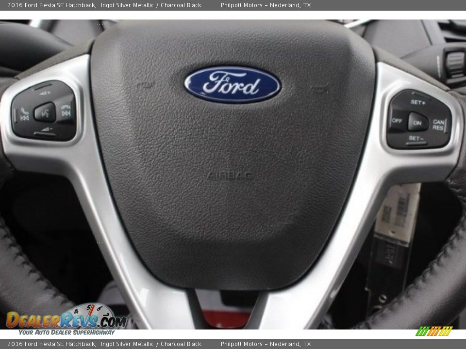 2016 Ford Fiesta SE Hatchback Ingot Silver Metallic / Charcoal Black Photo #17