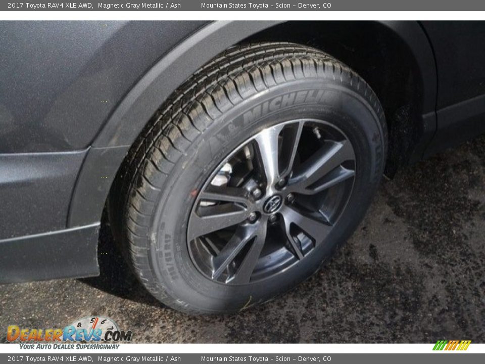 2017 Toyota RAV4 XLE AWD Magnetic Gray Metallic / Ash Photo #9
