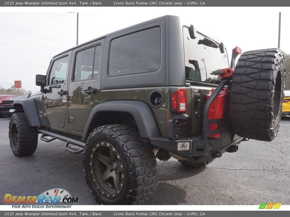 2015 Jeep Wrangler Unlimited Sport 4x4 Tank / Black Photo #5