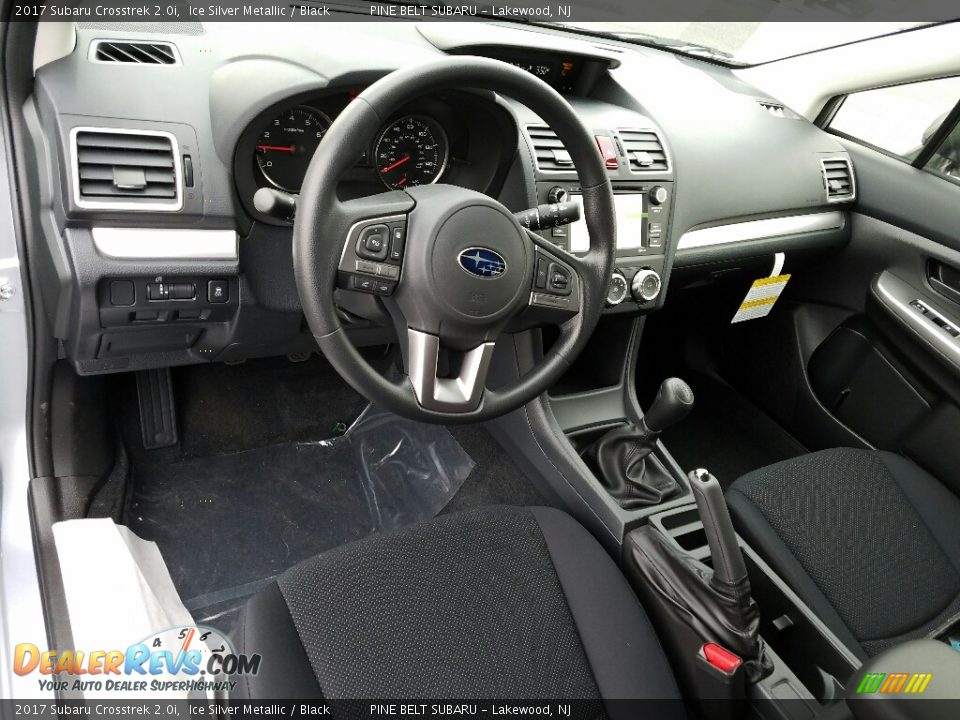 Black Interior - 2017 Subaru Crosstrek 2.0i Photo #9