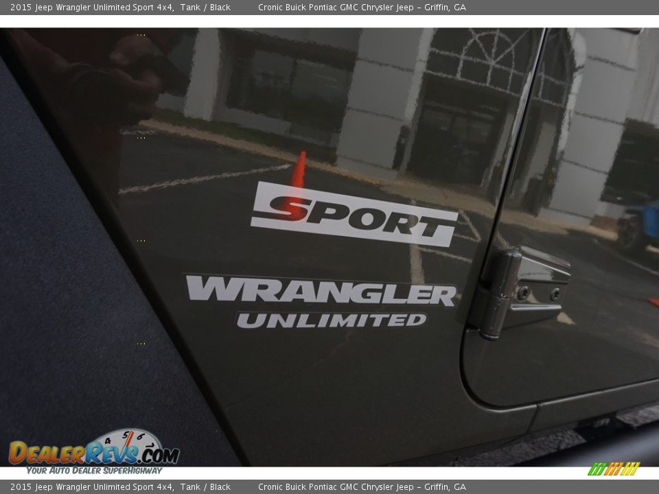 2015 Jeep Wrangler Unlimited Sport 4x4 Tank / Black Photo #13