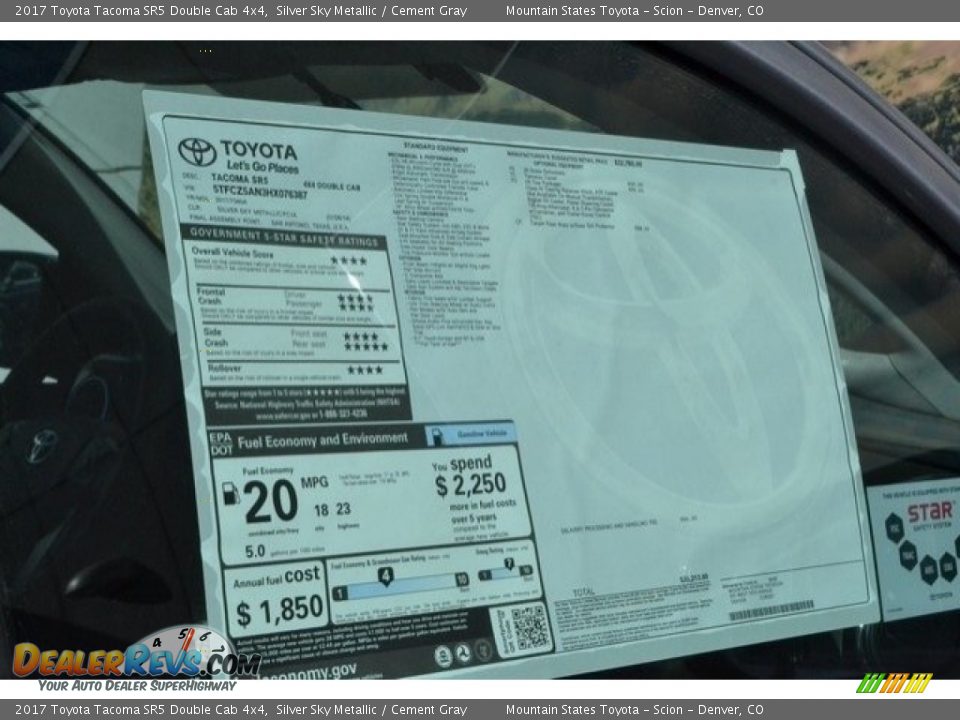 2017 Toyota Tacoma SR5 Double Cab 4x4 Silver Sky Metallic / Cement Gray Photo #10
