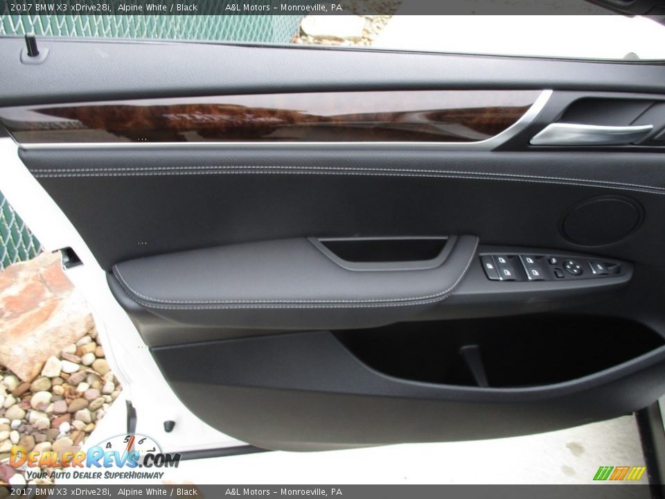 2017 BMW X3 xDrive28i Alpine White / Black Photo #10