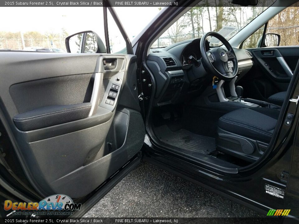 2015 Subaru Forester 2.5i Crystal Black Silica / Black Photo #16