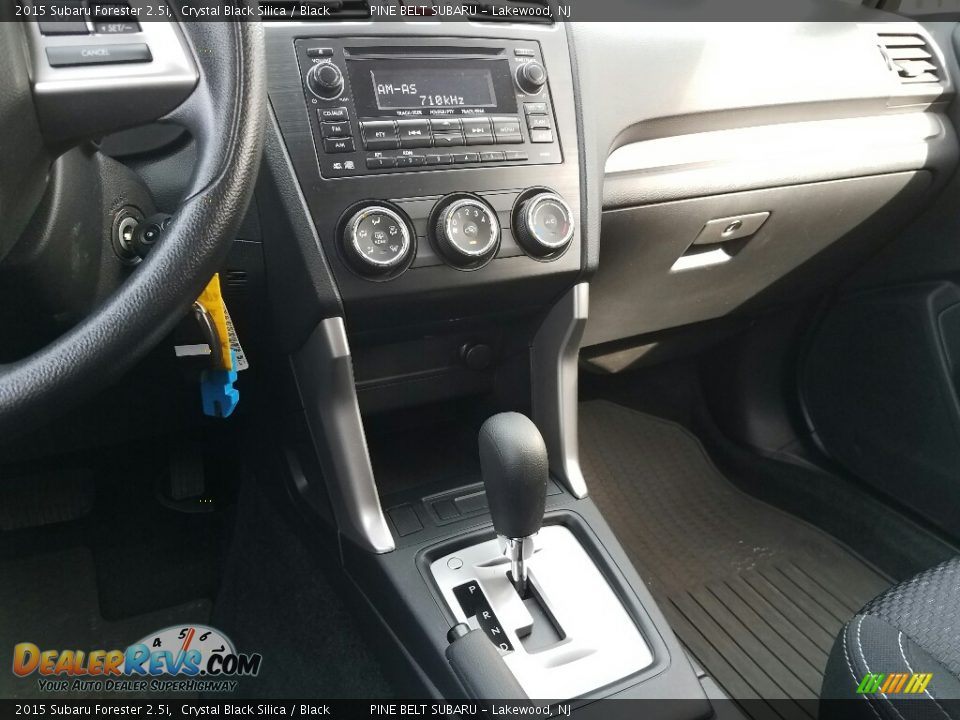 2015 Subaru Forester 2.5i Crystal Black Silica / Black Photo #17