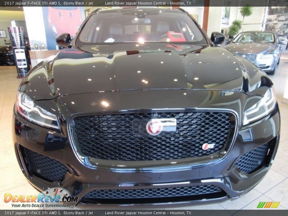 2017 Jaguar F-PACE 35t AWD S Ebony Black / Jet Photo #12