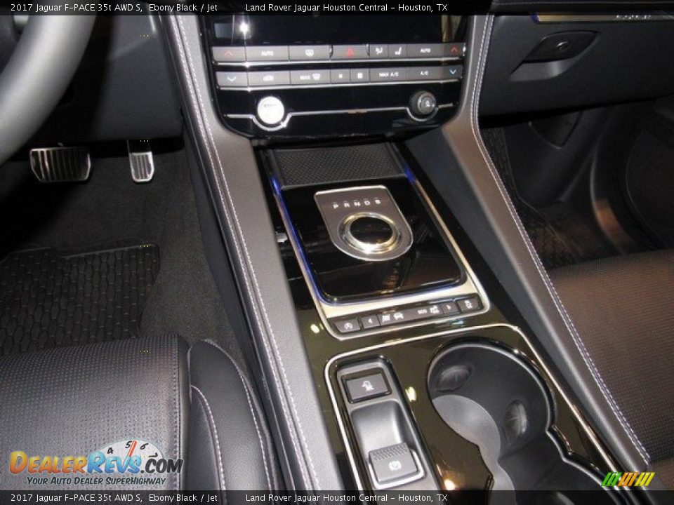 2017 Jaguar F-PACE 35t AWD S Ebony Black / Jet Photo #19
