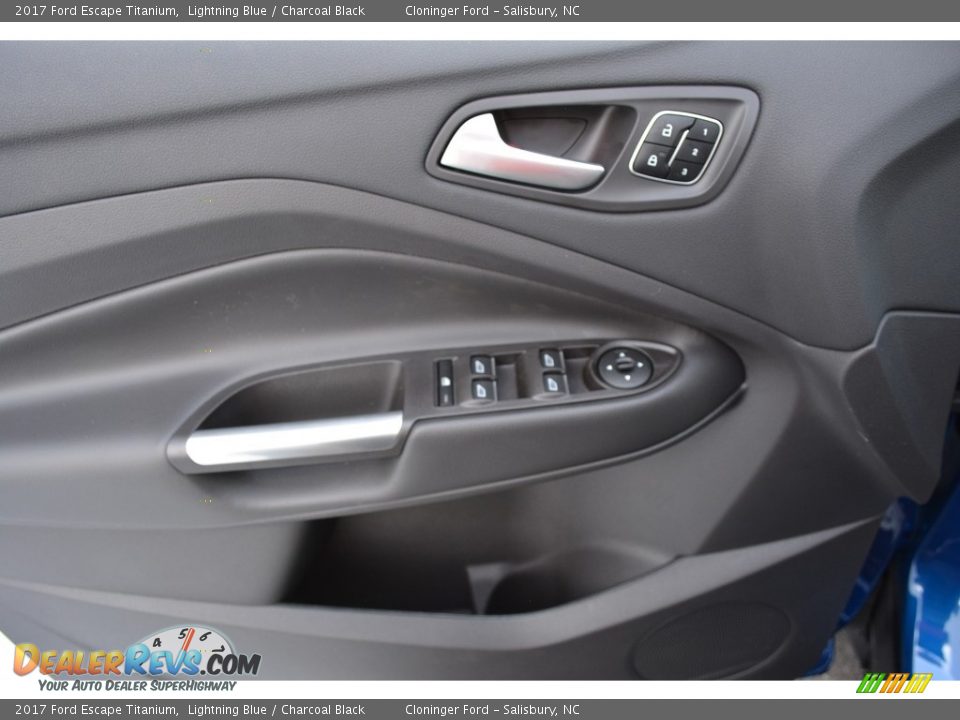 2017 Ford Escape Titanium Lightning Blue / Charcoal Black Photo #5